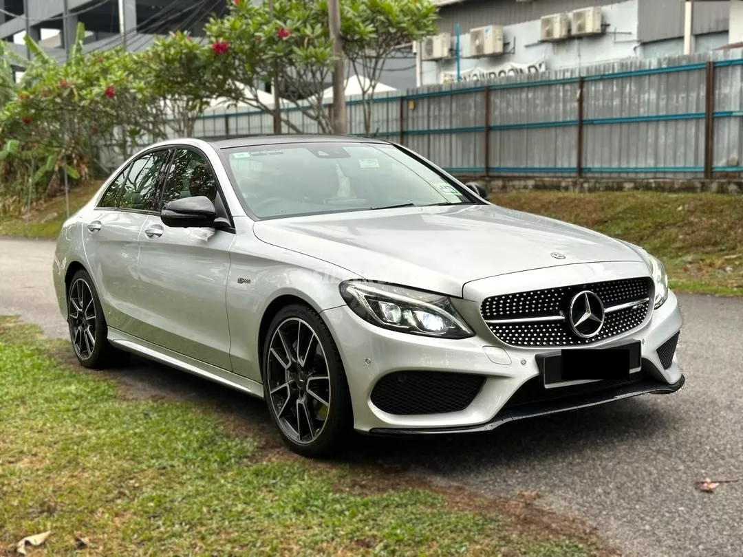 MERCEDES BENZ AMG C43 3.0 (AT)