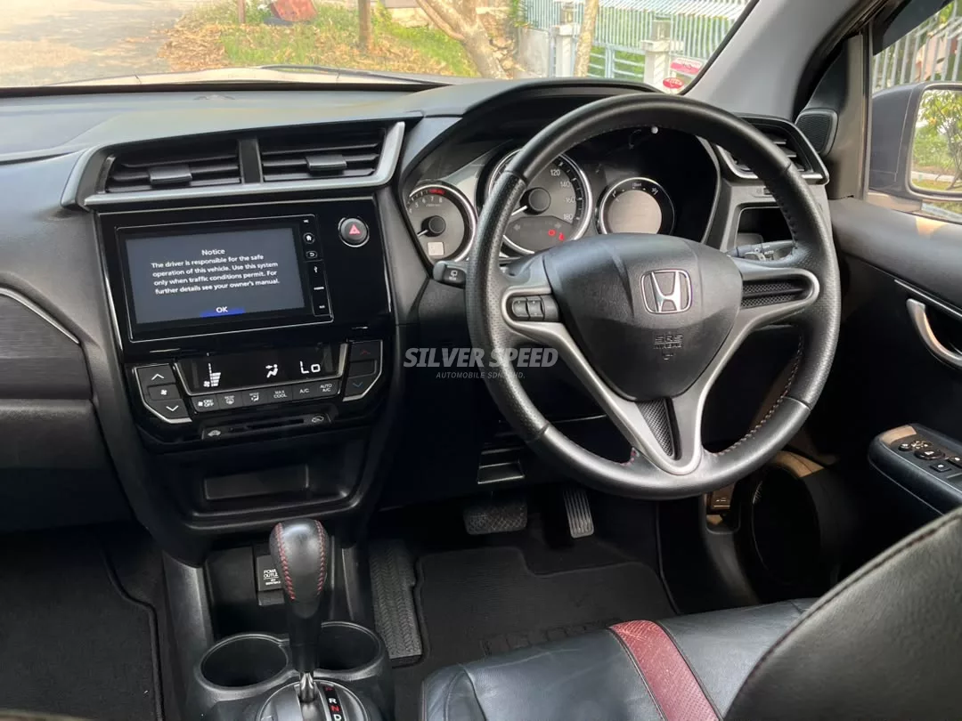 Honda Br-v image 10