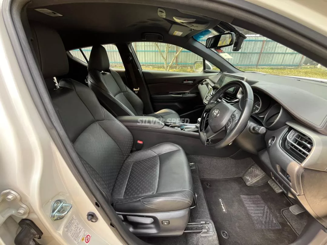 Toyota C-hr image 6