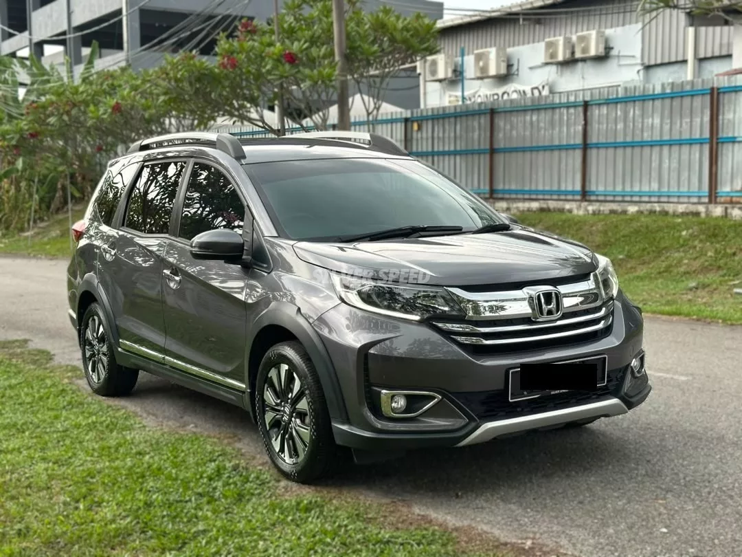 HONDA BR-V V 1.5 (AT)