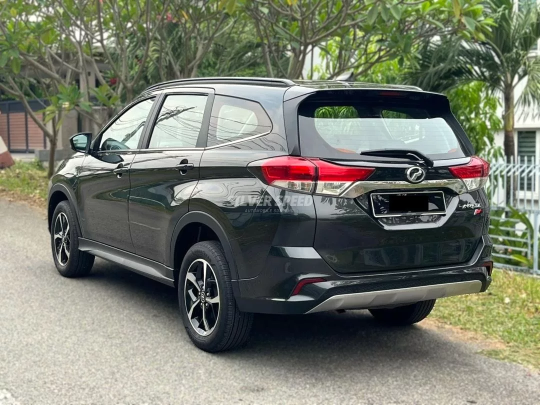 Perodua Aruz image 6