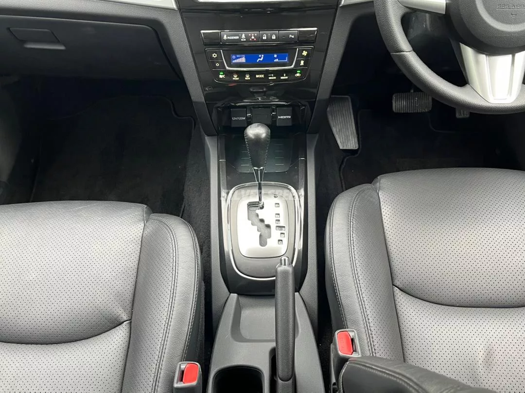Perodua Aruz image 13