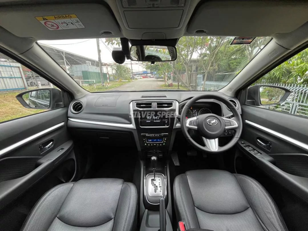 Perodua Aruz image 12