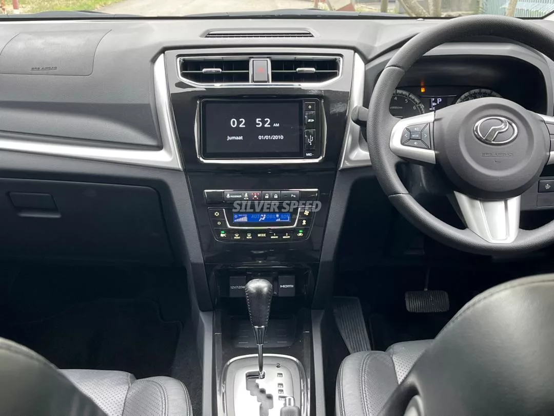 Perodua Aruz image 15