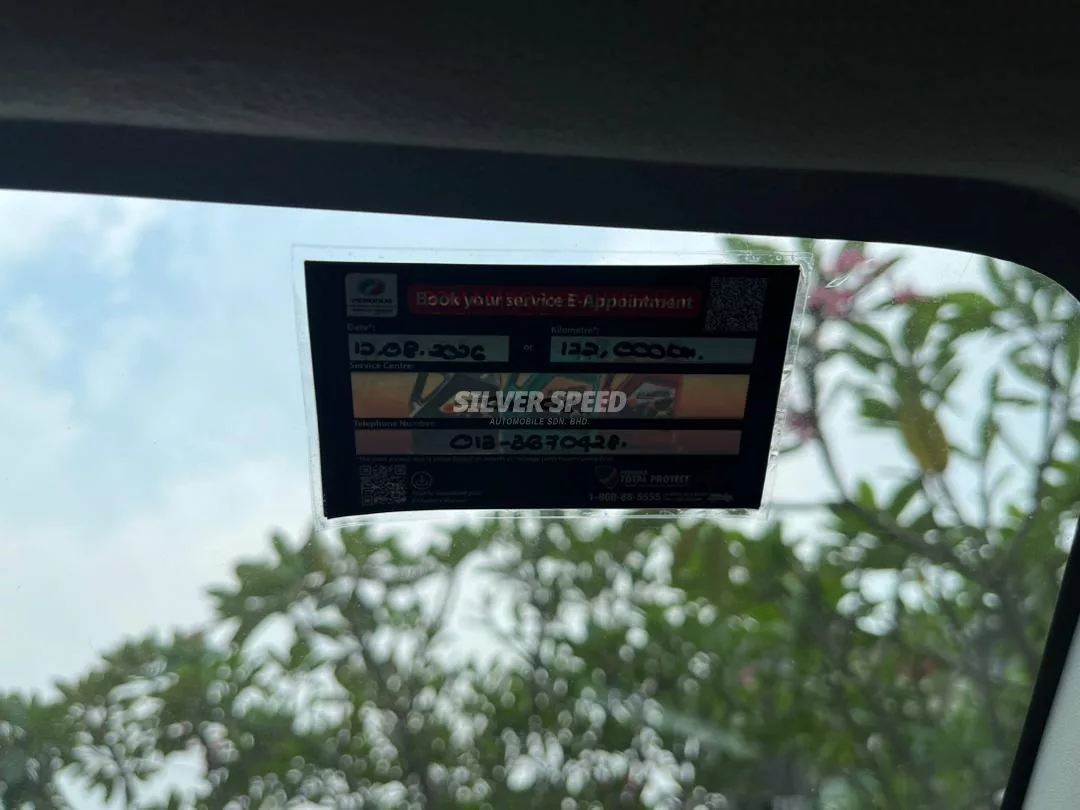 Perodua Aruz image 11