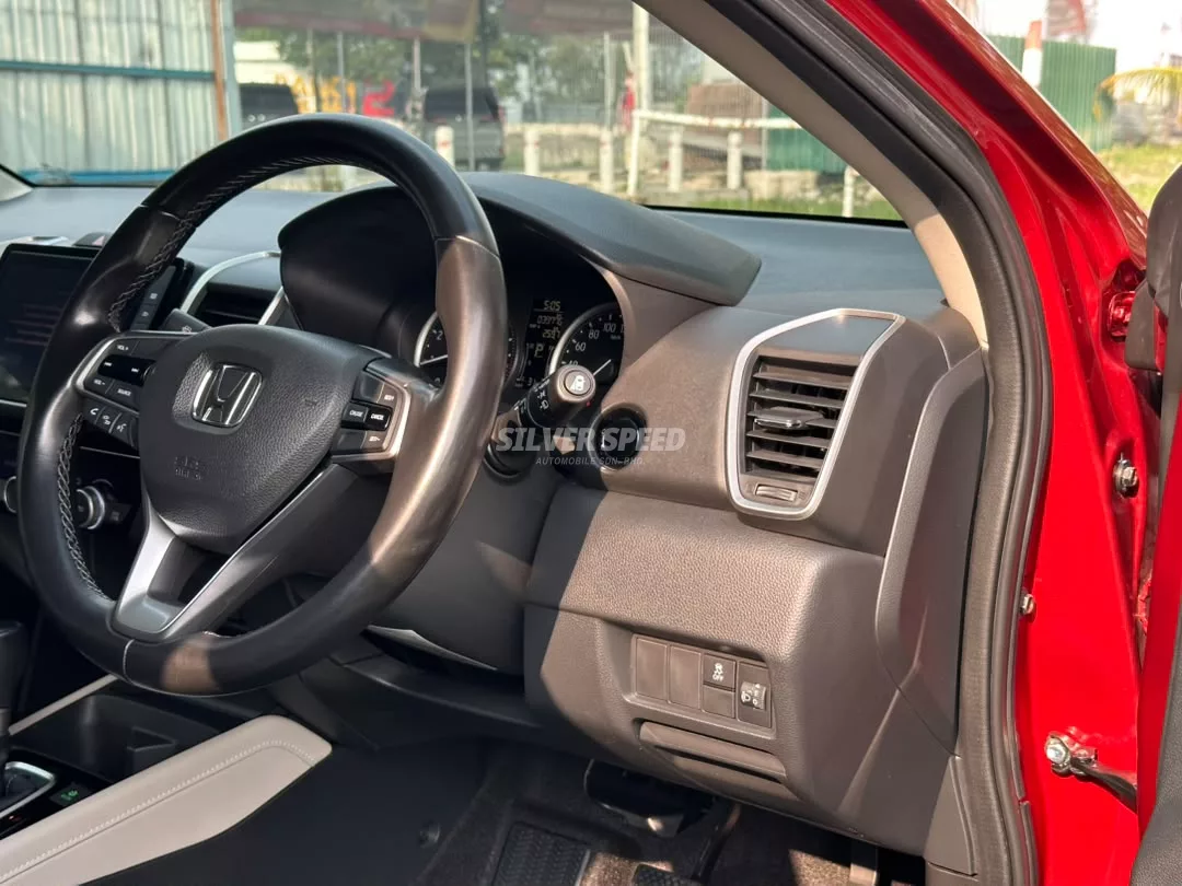 Honda City image 15