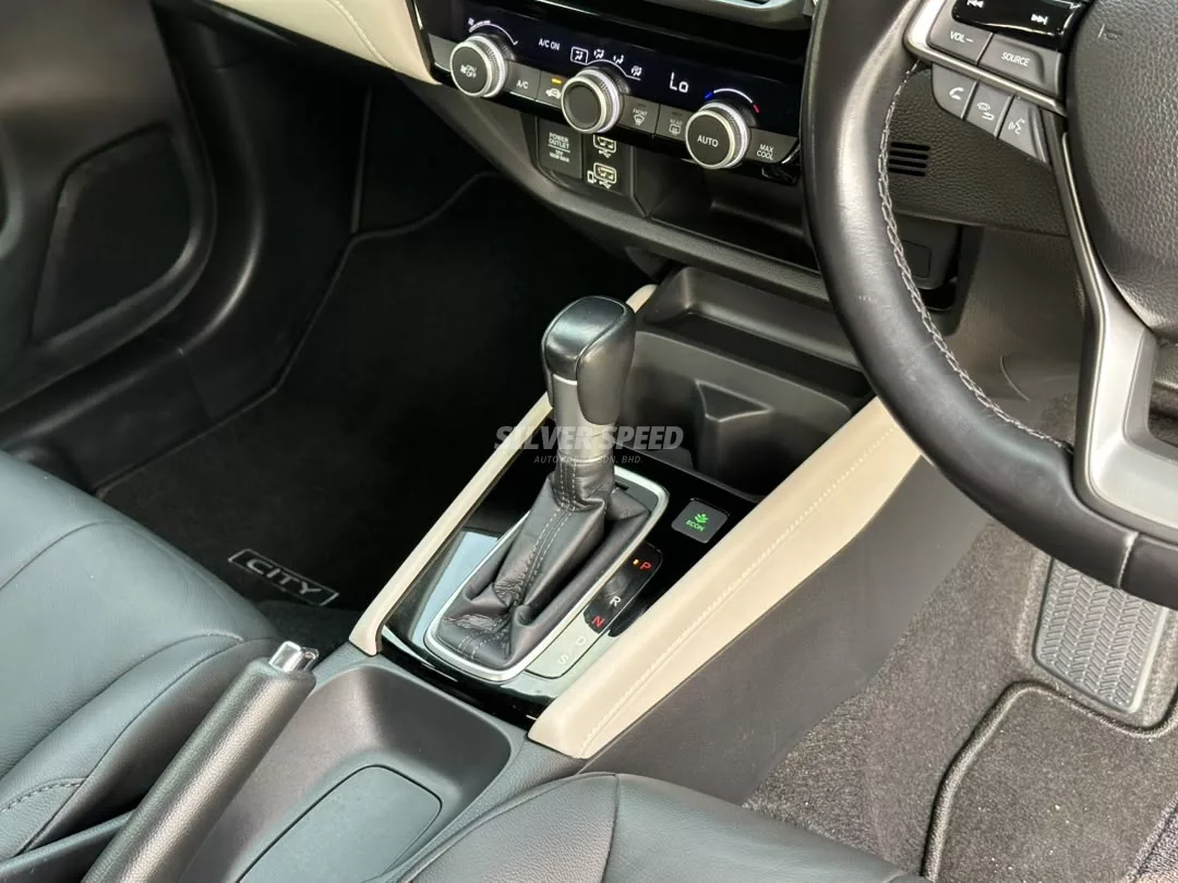 Honda City image 14