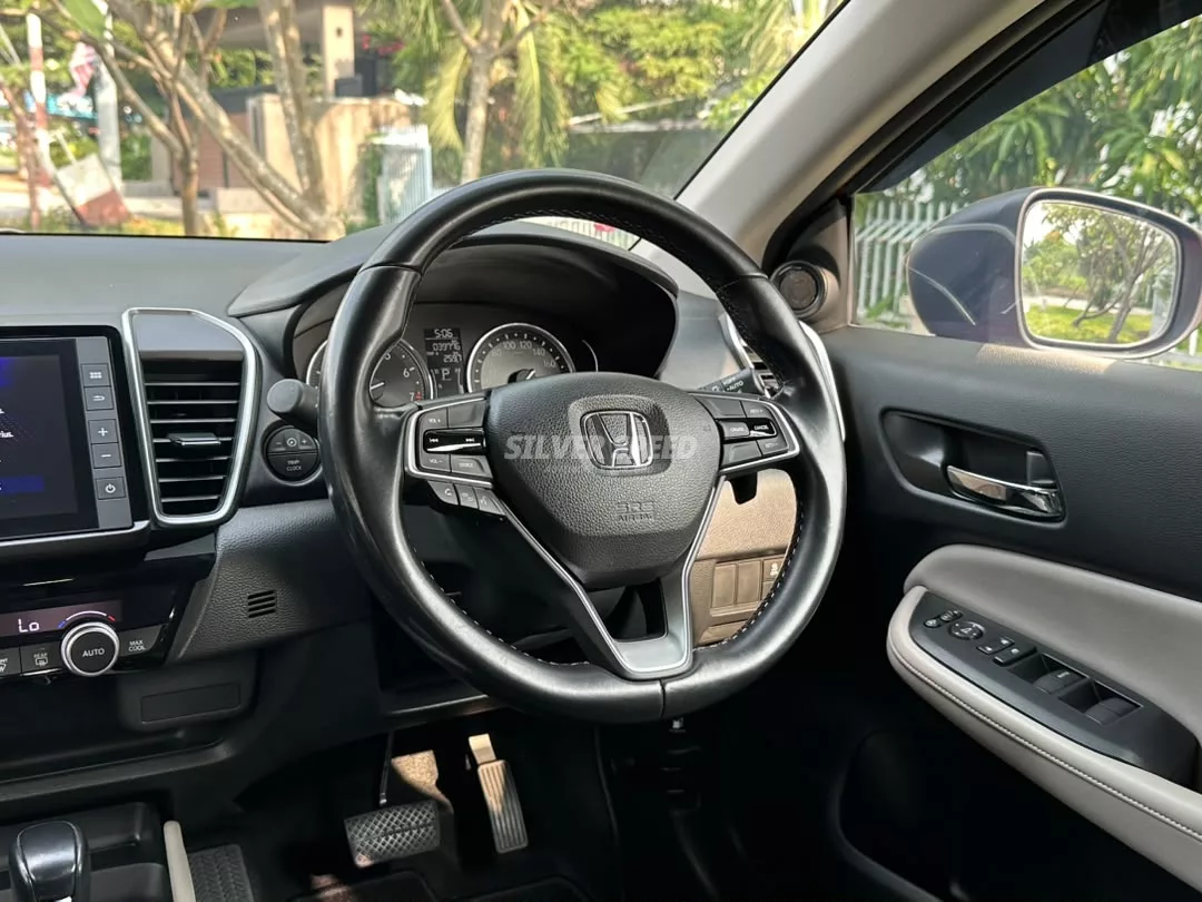 Honda City image 12