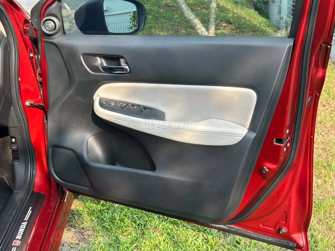Honda City image 16