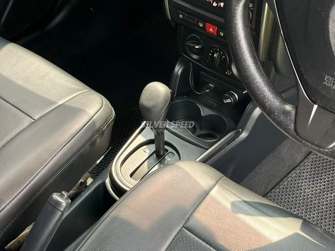 Proton Saga image 13