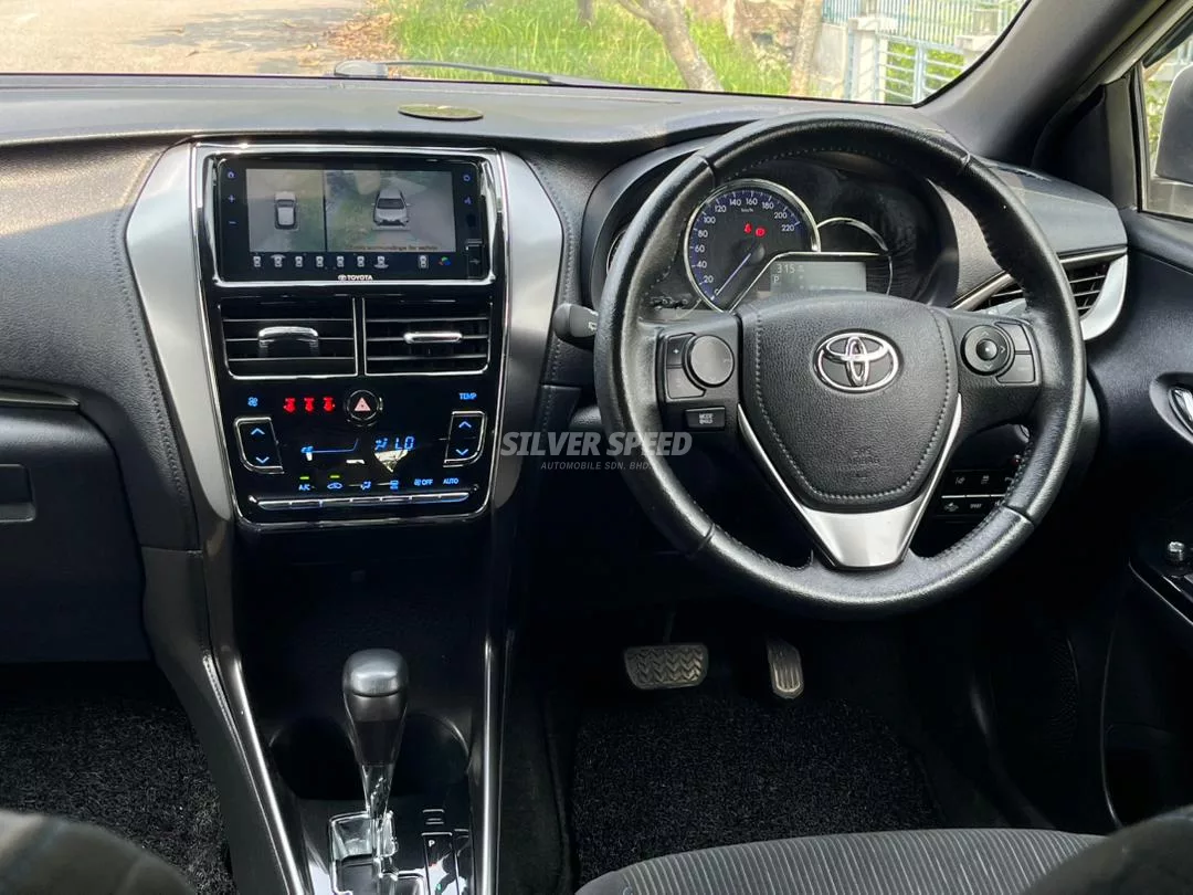 Toyota Yaris image 12
