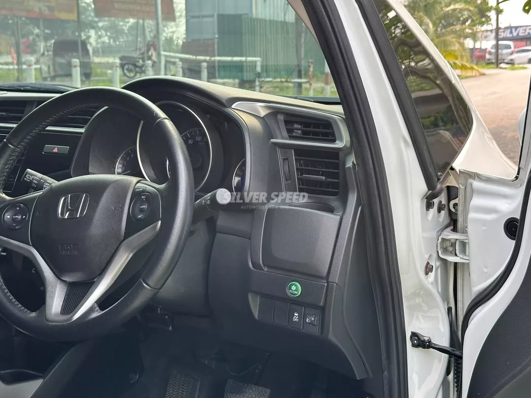 Honda Jazz image 13