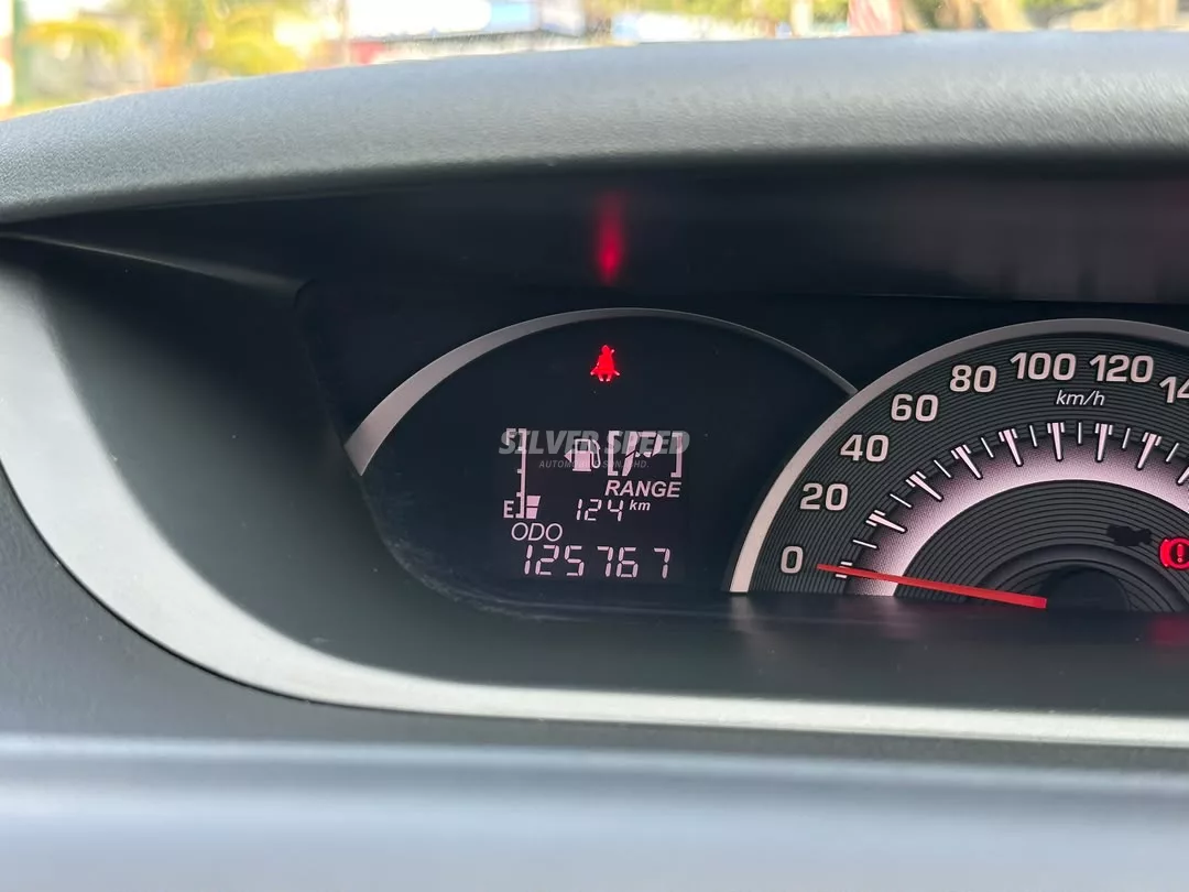 Perodua Alza image 9