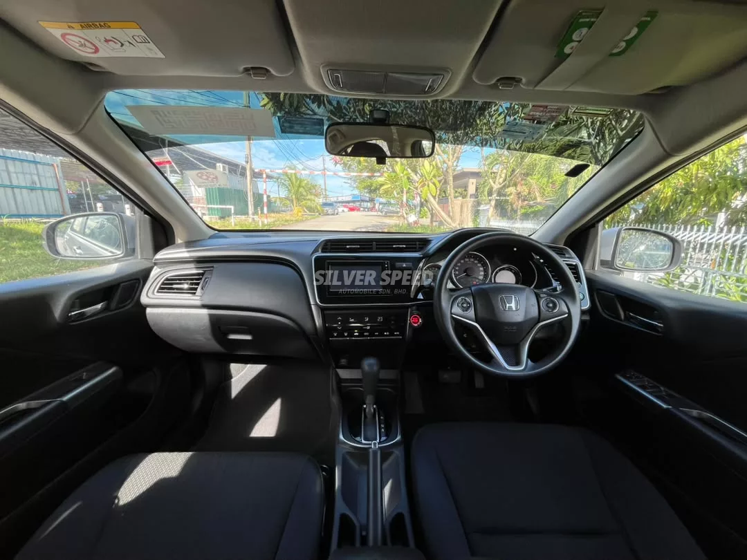 Honda City image 7
