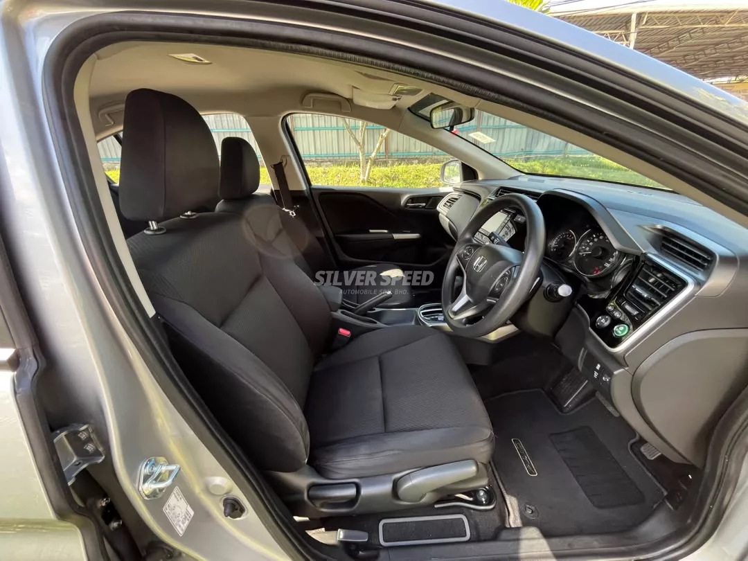 Honda City image 16