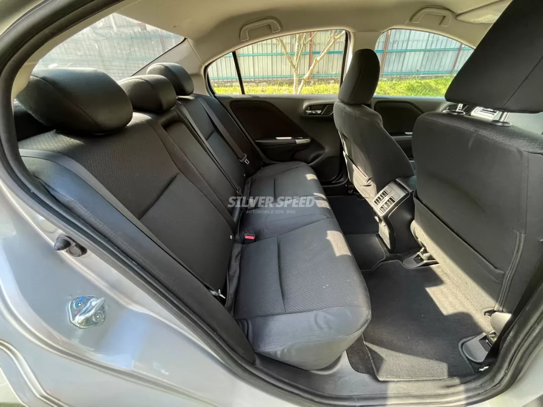 Honda City image 17