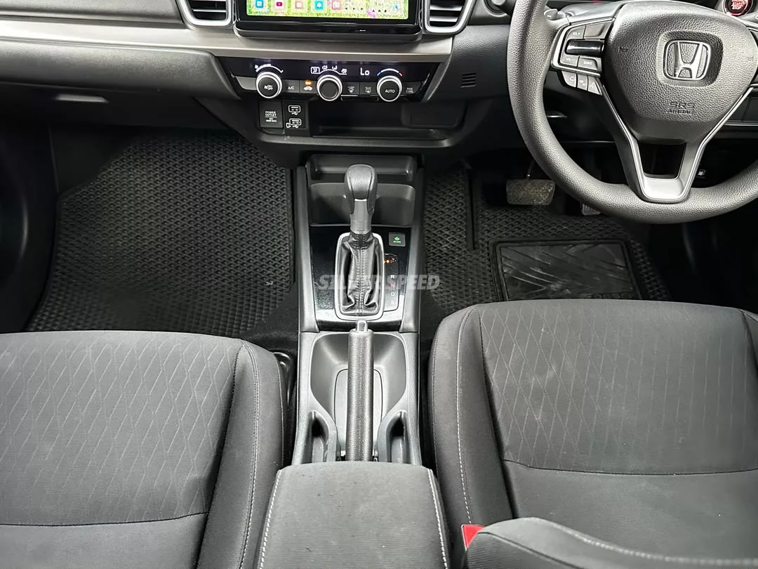 Honda City image 13
