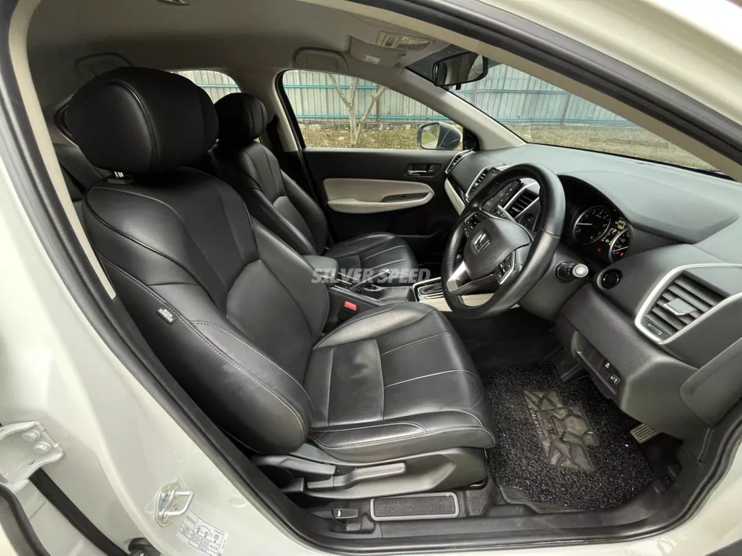 Honda City image 7