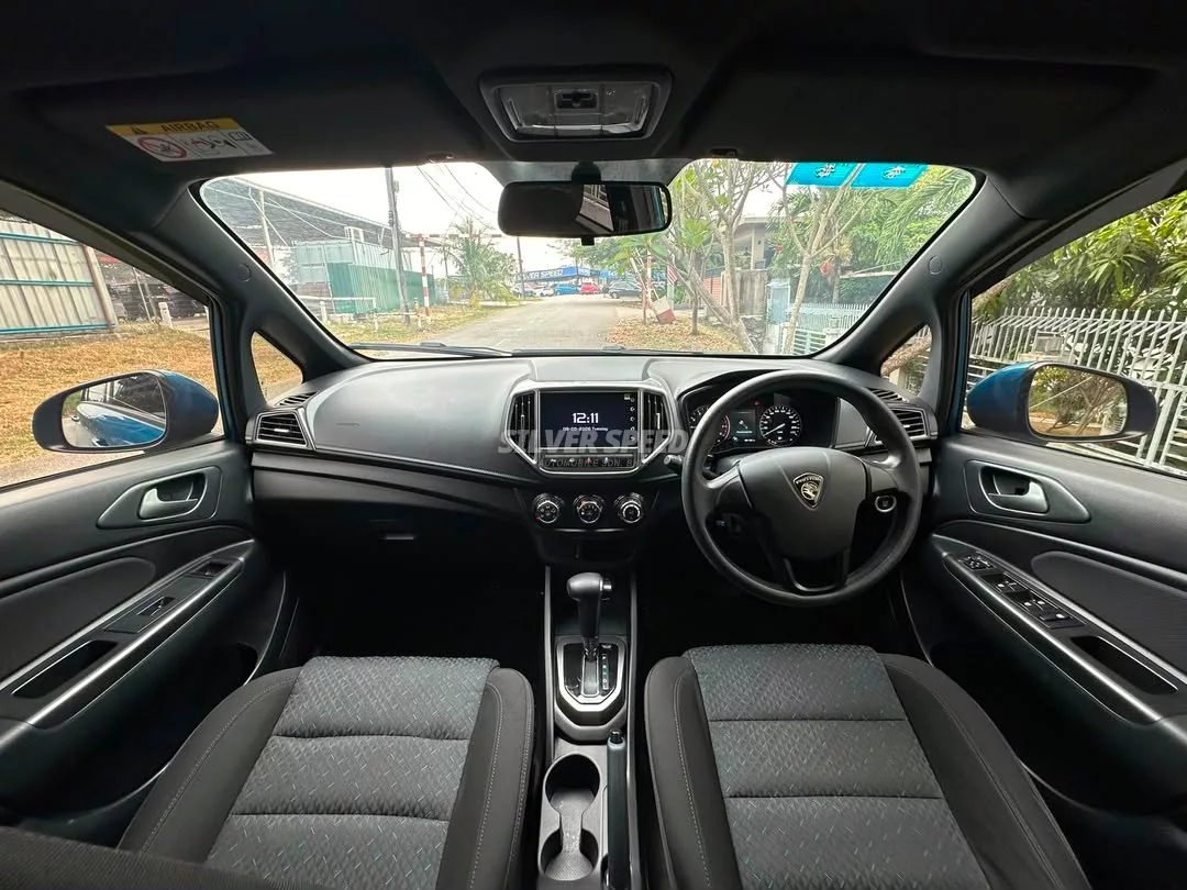 Proton Iriz image 12