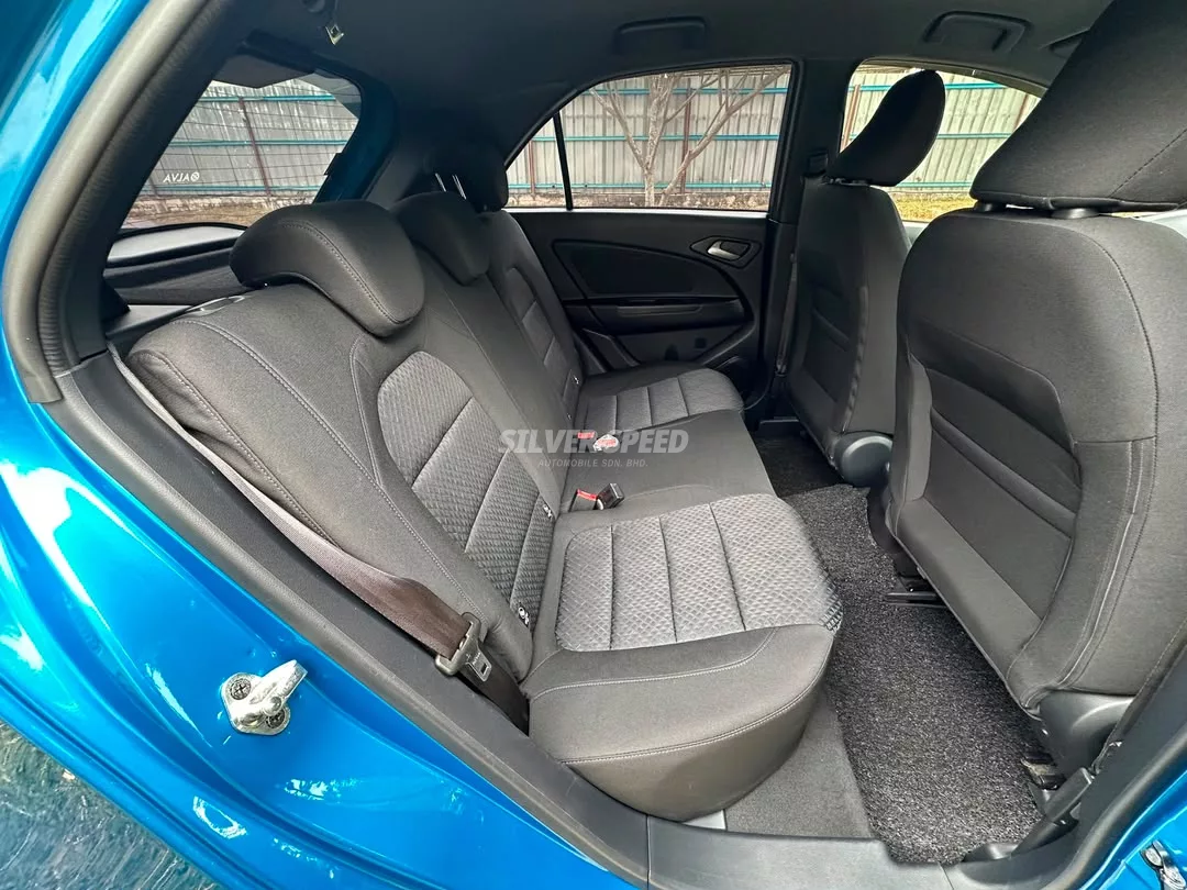 Proton Iriz image 8