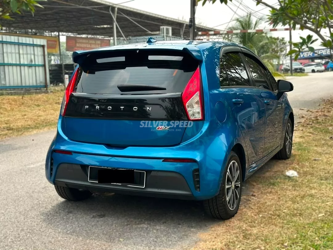 Proton Iriz image 6