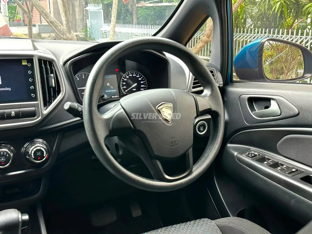 Proton Iriz image 13