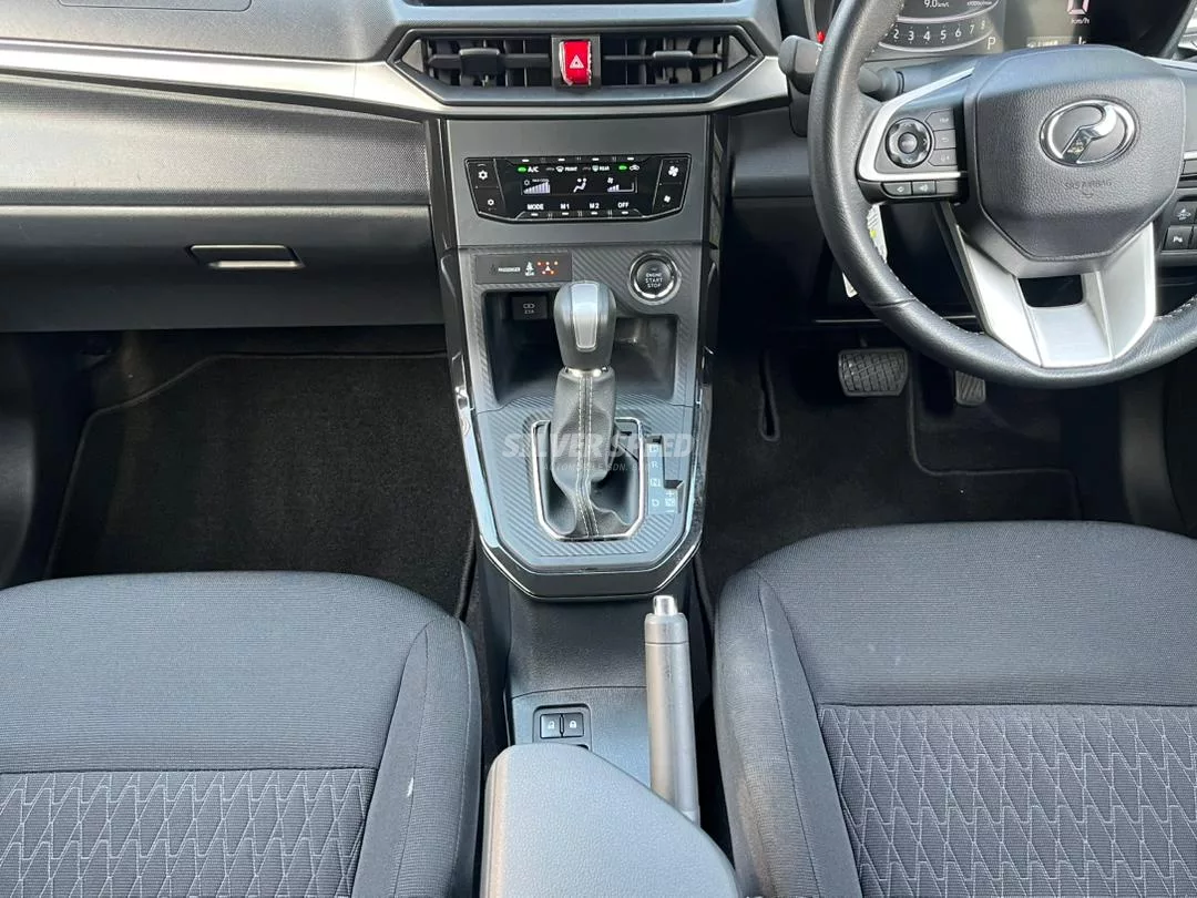 Perodua Alza image 12