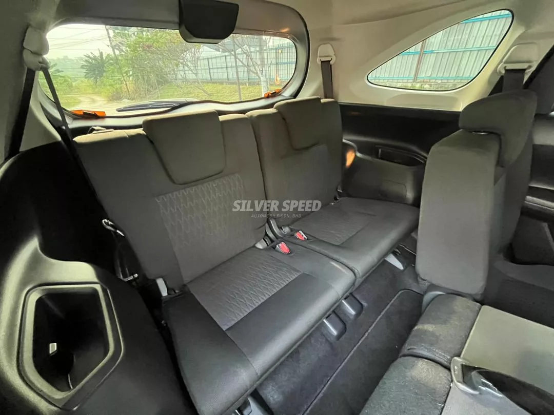 Perodua Alza image 8