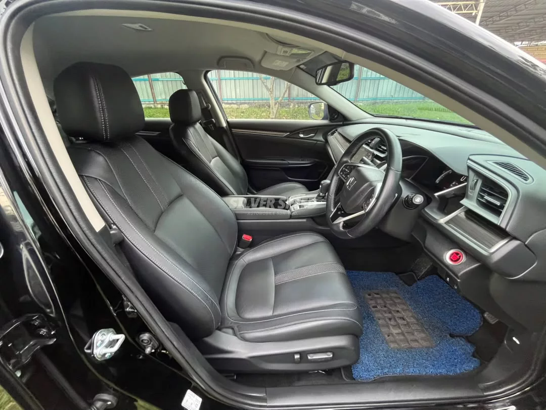 Honda Civic image 7