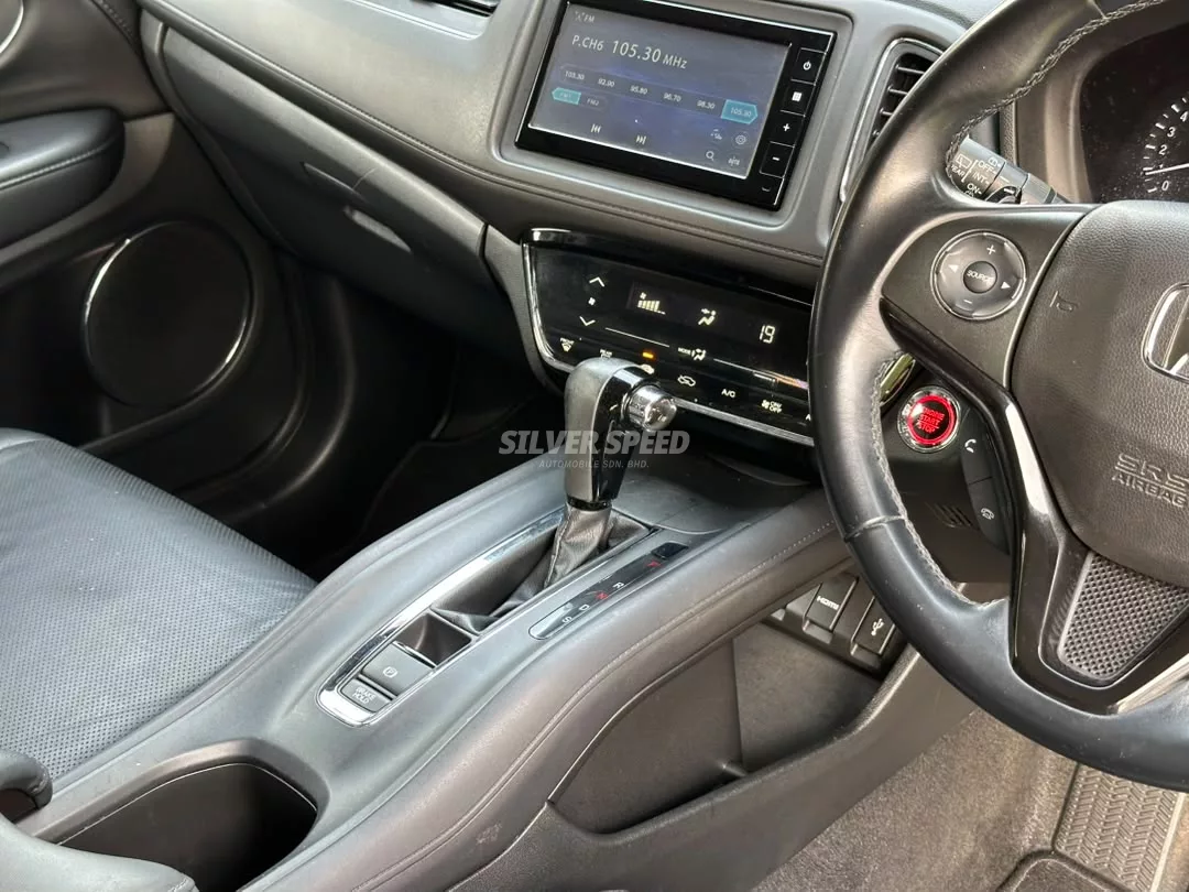 Honda Hr-v image 11