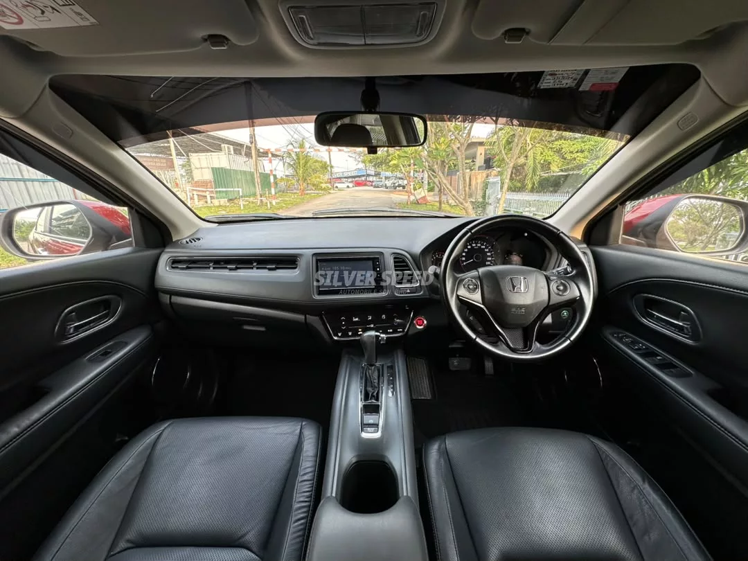 Honda Hr-v image 12