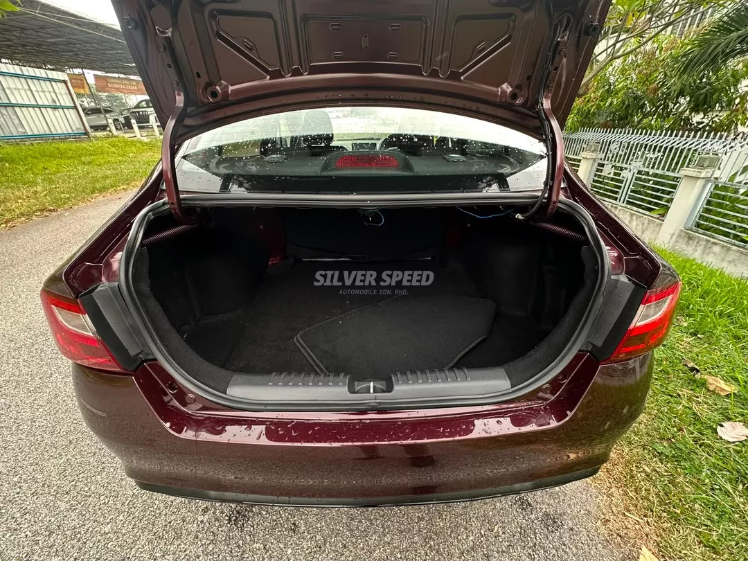 Proton Saga image 13