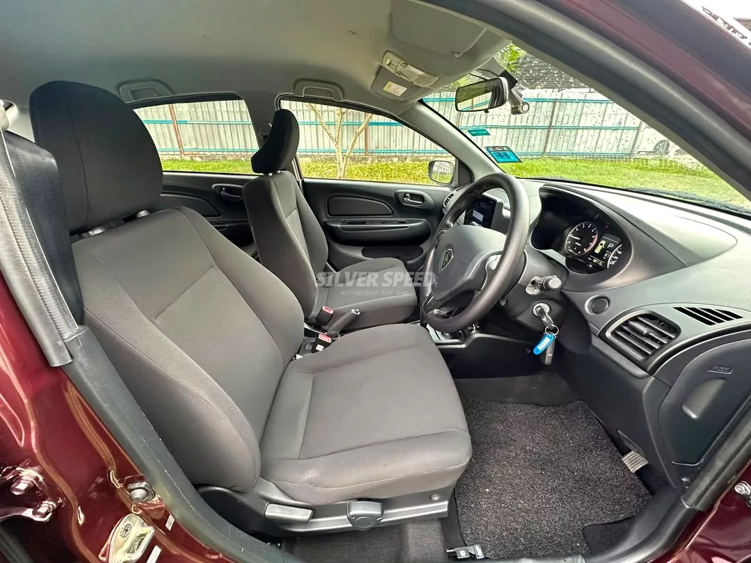 Proton Saga image 5