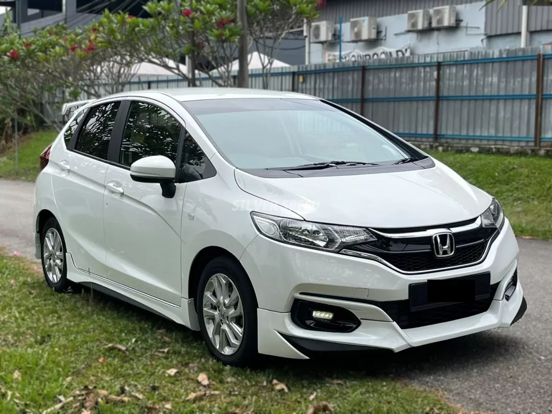 HONDA JAZZ 1.5 E (AT)