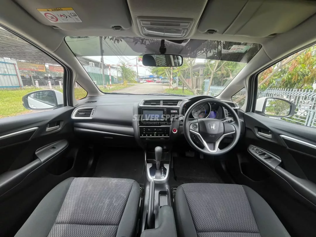 Honda Jazz image 14