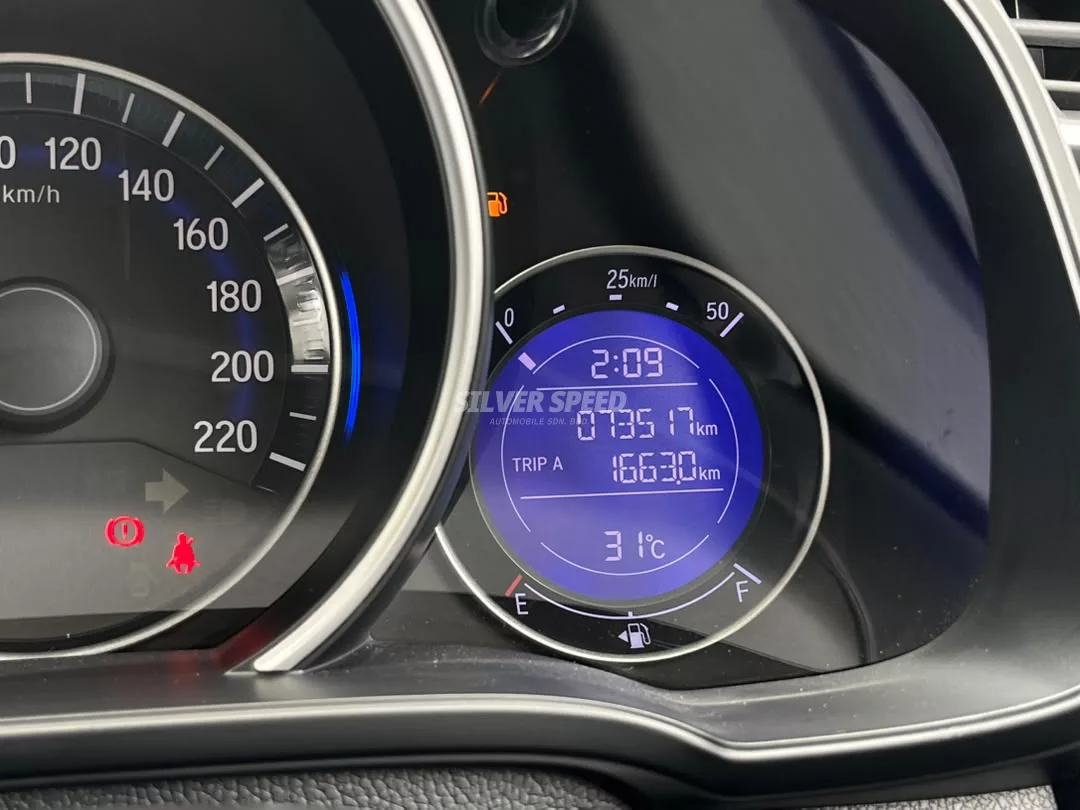 Honda Jazz image 16