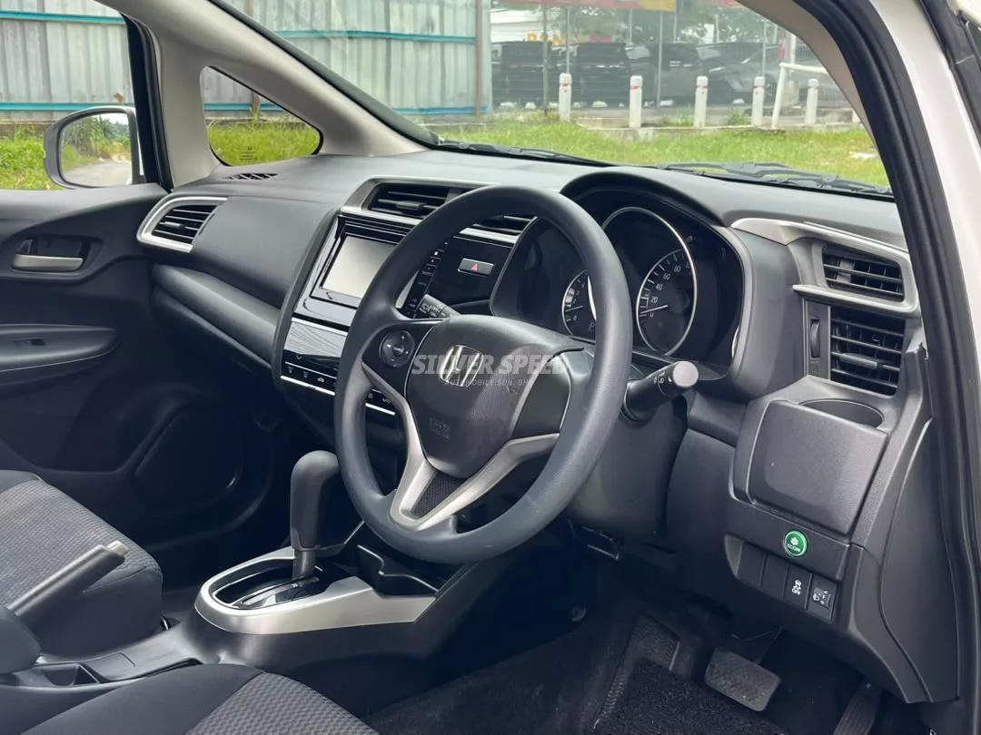 Honda Jazz image 11